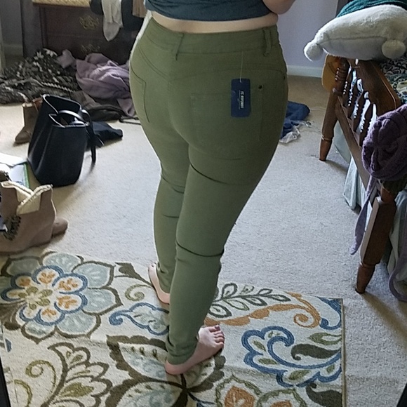 Forever 21 jeans - Picture 2 of 4